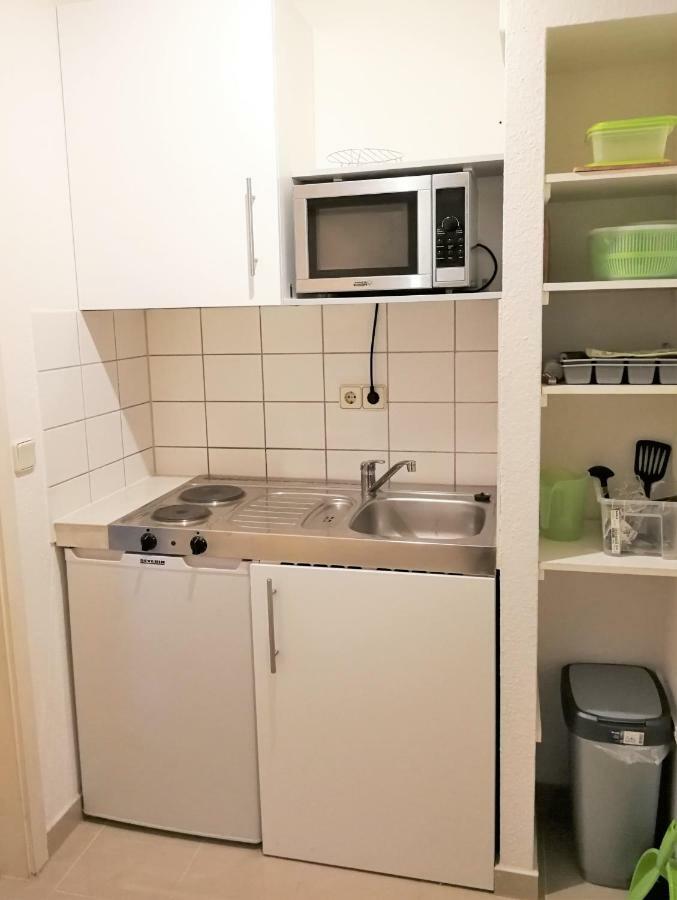 Quiet City-Apt, 4Min City-Center, 18Min Fair Nuernberg!!! Bagian luar foto